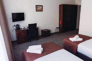 Отель Biplan City Даугавпилс Двухместный номер с 1 кроватью или 2 отдельными кроватями-24